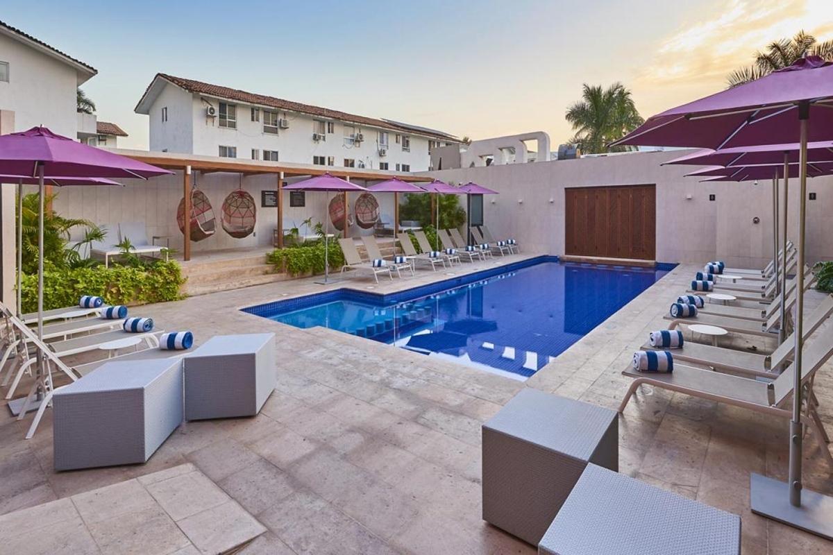 City Express Plus By Marriott Puerto Vallarta Bagian luar foto