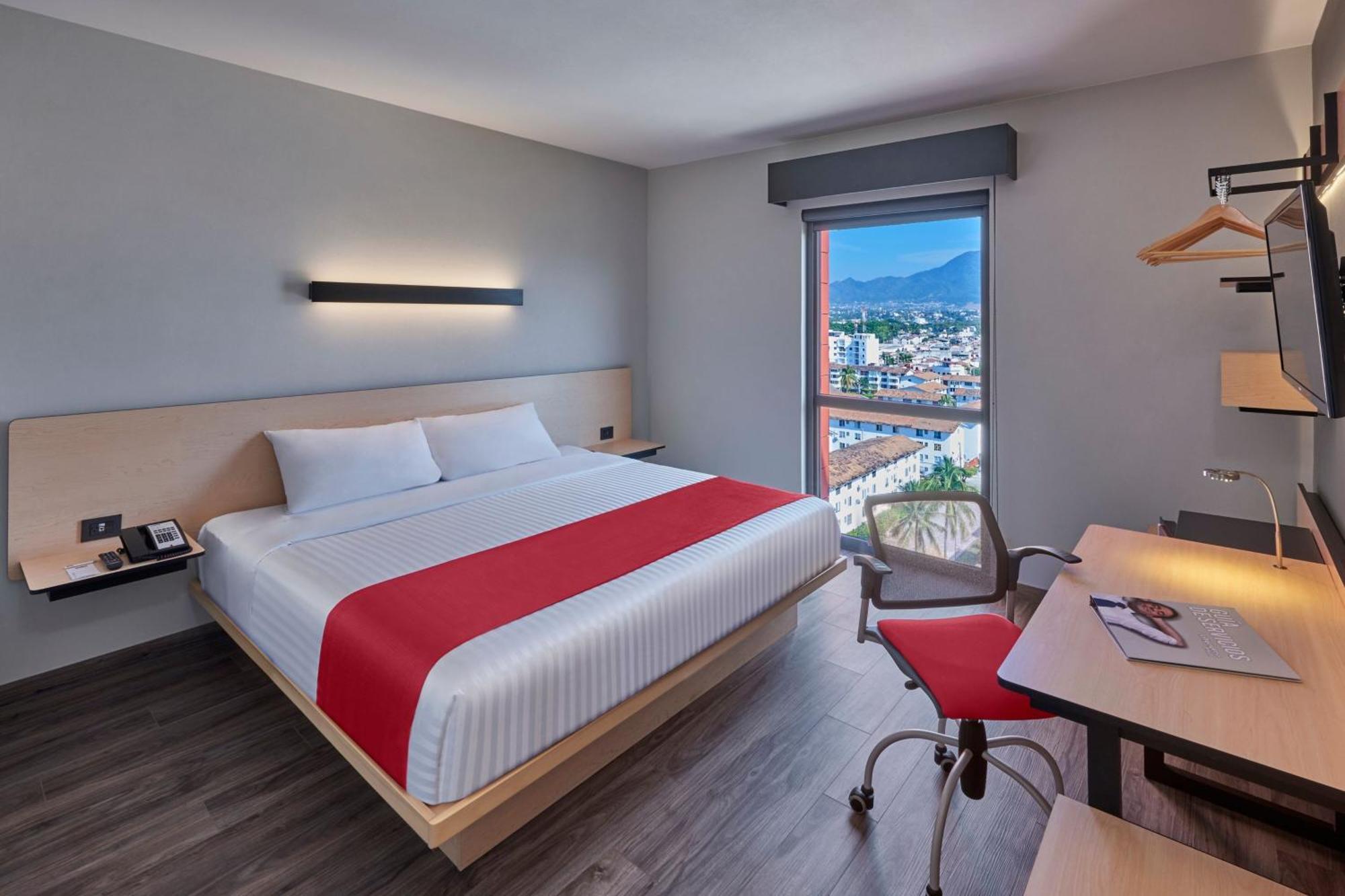 City Express Plus By Marriott Puerto Vallarta Bagian luar foto