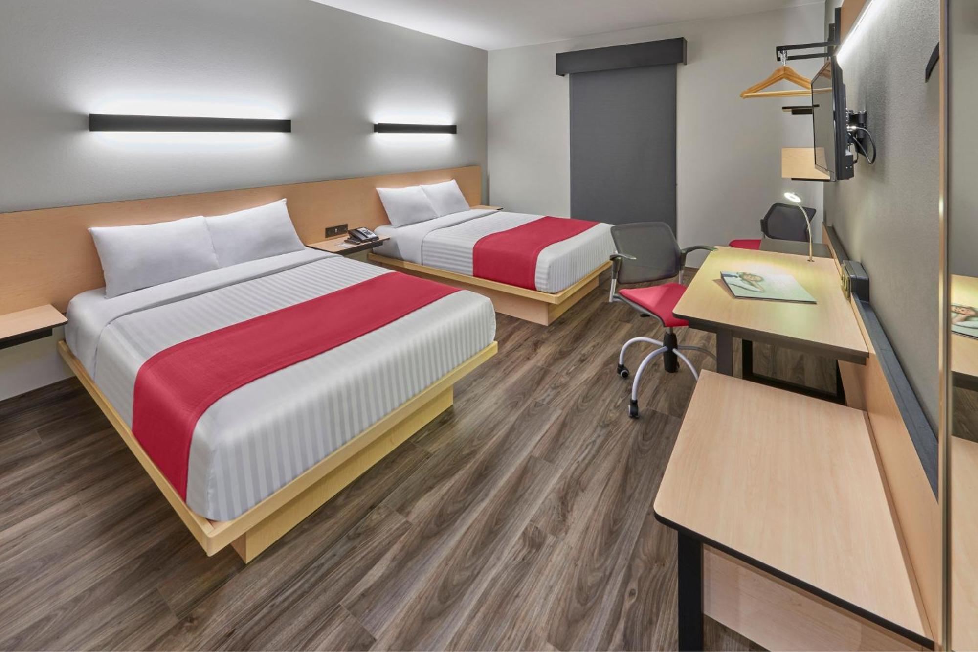 City Express Plus By Marriott Puerto Vallarta Bagian luar foto
