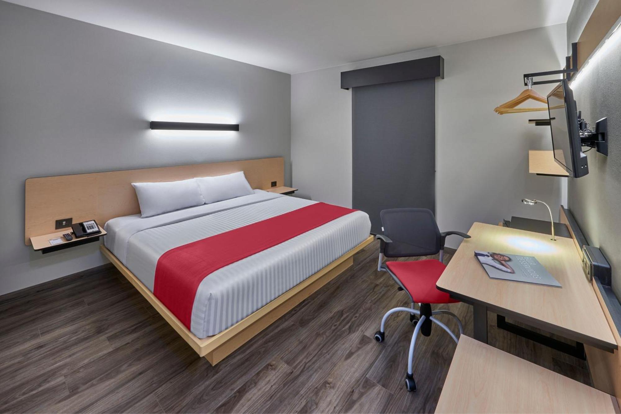 City Express Plus By Marriott Puerto Vallarta Bagian luar foto