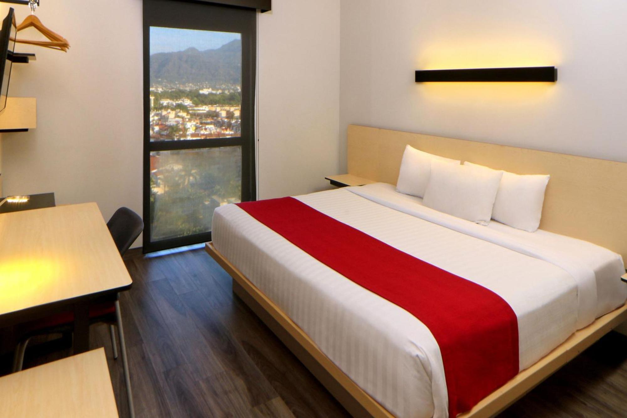 City Express Plus By Marriott Puerto Vallarta Bagian luar foto